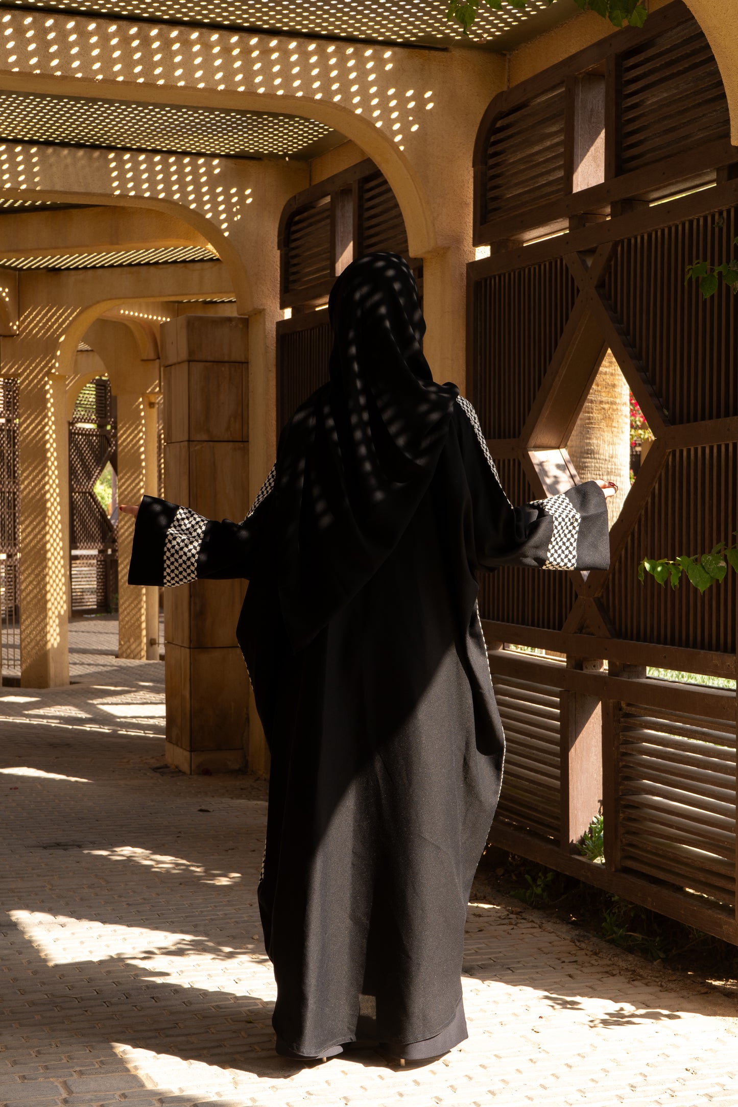 Asala Abaya