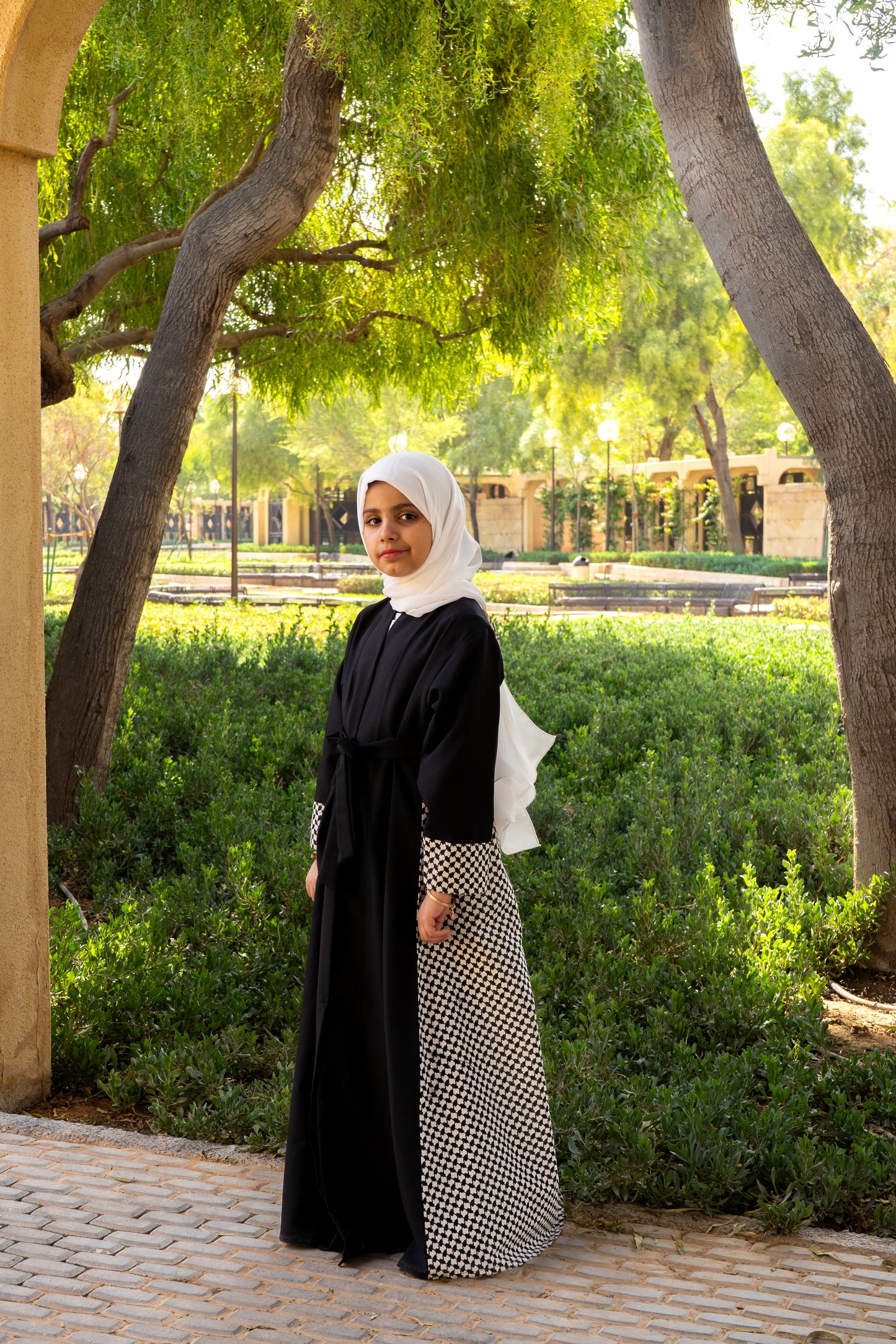 Black Hatta Abaya (KIDS)