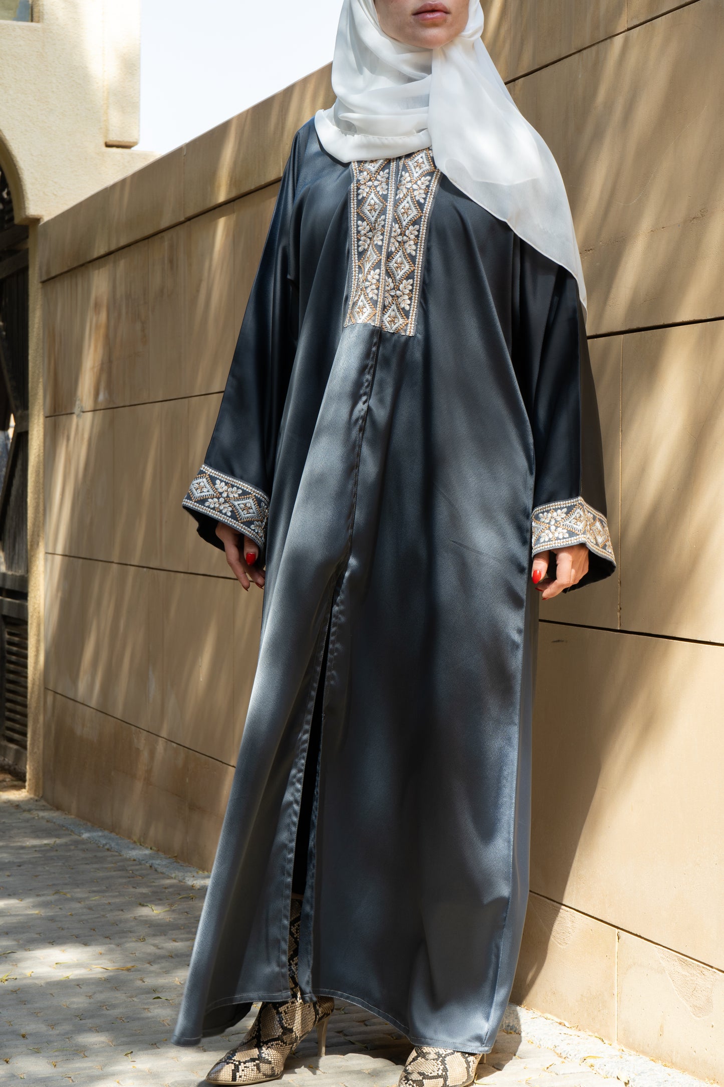 Dantelle Abaya - Grey