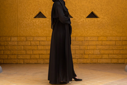 Pleated Abaya - Black